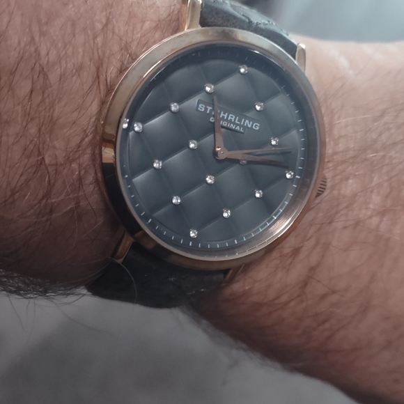 Stuhrling Culcita 567 Quartz 36mm Classic Watch - Picture 1 of 6